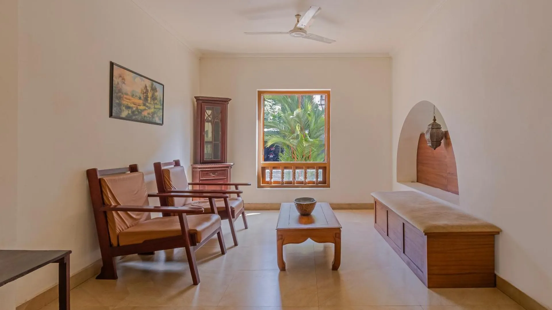 Hotel Sadhoo Heritage Resort